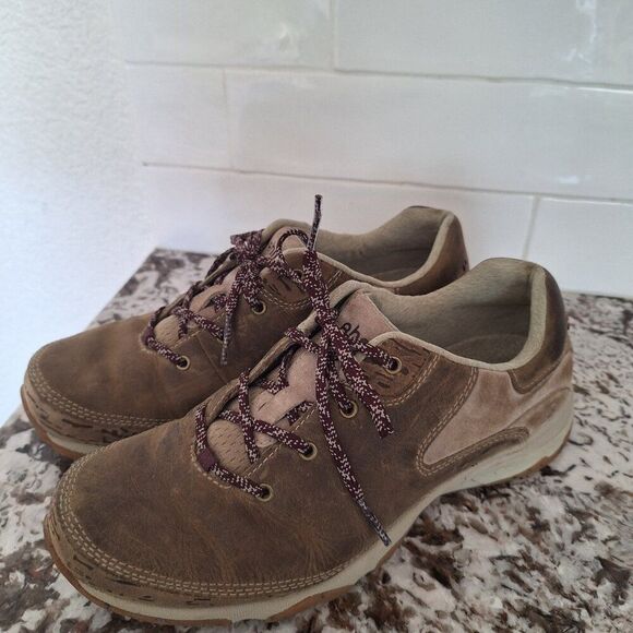 Ahnu Hiking Shoes size 8.5 - Picture 4 of 10